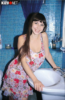 Yulia Nova/Yulia Nova - Images/Yulia Nova - Kizu.net/Yulia Nova - Bathroom/Yulia Nova 00001.jpg