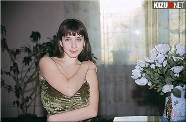 Yulia Nova/Yulia Nova - Images/Yulia Nova - Kizu.net/Yulia Nova - Green Dress/Yulia Nova 00001.jpg