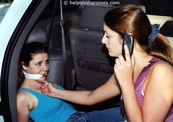 Erica Campbell/06[3].jpg