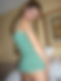 Baileys Room/A little strip before I go to sleepy sleep/004.jpg