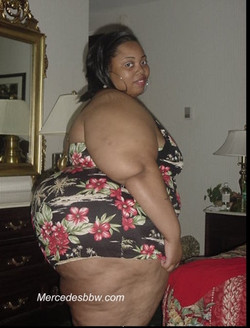 MercedesBBW Auditions/THUMBS/Bottoms up.jpg