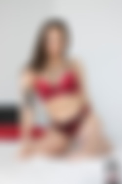 Slaut/[2019-12-30] Shades Of Black And Red/Slaut_Shades_Of_Black_And_Red_0002.jpg