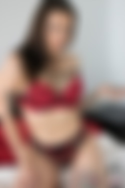 Slaut/[2019-12-30] Shades Of Black And Red/Slaut_Shades_Of_Black_And_Red_0012.jpg