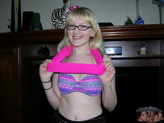 trueamateurmodels part-9/krystal_01/2000watermarked/dscn7457.jpg