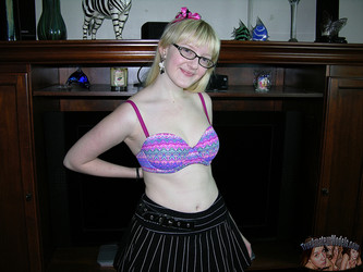 trueamateurmodels part-9/krystal_01/2000watermarked/dscn7464.jpg