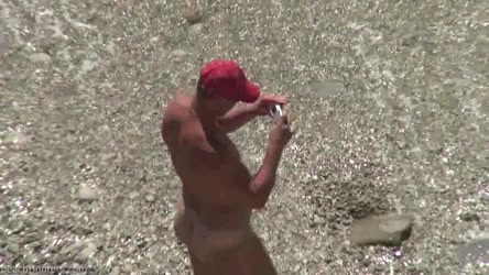 BeachHunters_16616-16727/bh_16623.avi
