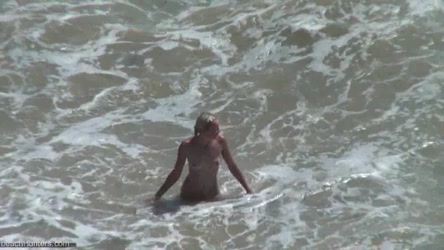 BeachHunters_16616-16727/bh_16621.avi