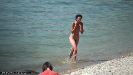 BeachHunters_15469-15574/bh_15485.avi