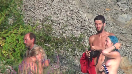 BeachHunters_15469-15574/bh_15470.mp4