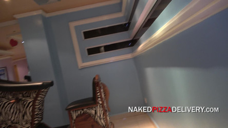 nakedpizzadelivery/Paulina/Deepthroat-Room-Service.mp4