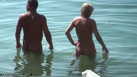 BeachHunters_15469-15574/bh_15484.avi