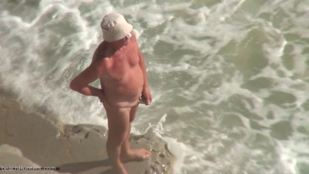 BeachHunters_16838-16931/bh_16845.avi