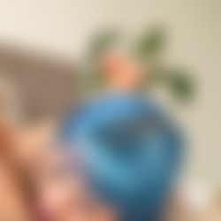 deeplush_threesome_with_adria_and_jewelz_3840.mp4